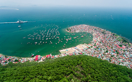 Phê duyệt Chiến lược khai thác, bảo vệ môi trường biển và hải đảo đến năm 2030, tầm nhìn đến năm 2050