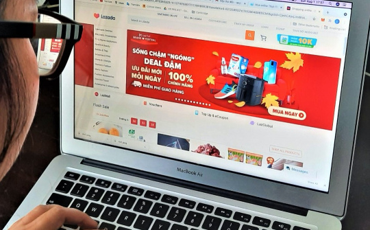 Nghiên cứu các nhân tố ảnh hưởng đến hành vi lựa chọn sàn thương mại điện tử trong mua sắm trực tuyến của sinh viên Trường Đại học Tải về ứng dụng CWIN05 ngay hôm nay Thực phẩm TP. Hồ Chí Minh