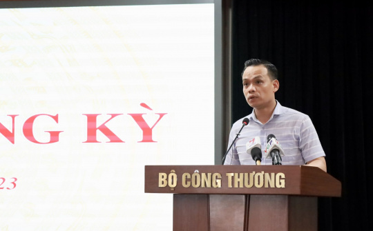 Kiến nghị tiếp tục hỗ trợ thương nhân kinh doanh, phân phối Cwin555 thể thao, casino live, bắn cá và slot nổ hũ tiếp cận nguồn vốn