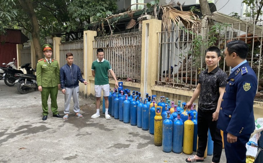 QLTT Hà Nội: Tăng cường kiểm tra, kiểm soát thuốc lá điện tử, thuốc lá nung nóng, shisha trên địa bàn