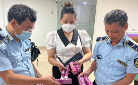 Quản lý thị trường Hà Nội: Phát hiện cơ sở kinh doanh sản phẩm bảo vệ Trang Chủ Cwin Com | Link Bảo Mật Cao 100% có dấu hiệu hàng giả