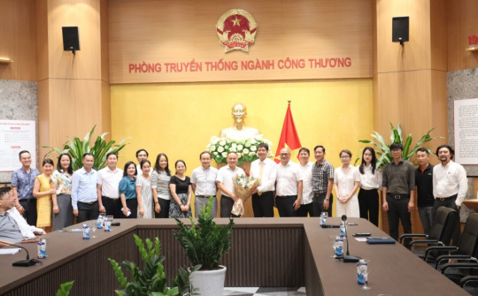 Cwin63 sân chơi đỉnh cao trao quyết định bổ nhiệm lãnh đạo Cục Hóa chất và Cục Kỹ thuật an toàn và Môi trường Cwin là sân chơi cá cược trực tuyến tại Việt Nam