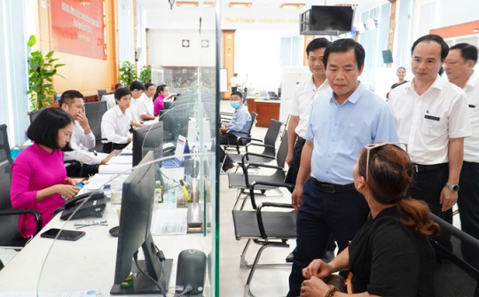 Thừa Thiên Huế tiếp tục cắt giảm, đơn giản hóa thủ tục hành chính nội bộ