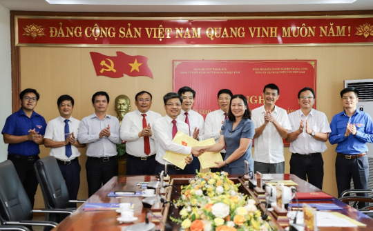 Đảng bộ cơ sở Thủy điện Trung Sơn chuyển về trực thuộc CWIN được cấp phép hợp pháp bởi PAGCOR và Freeport Tổng công ty Phát điện 2