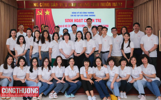 Học tập, làm theo và noi gương Bác trong công tác làm báo tại CWIN ✅ Nhà cái cờ bạc trực tuyến tốt nhất và Thương hiệu uy tín