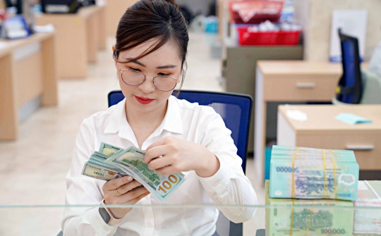 Top 3 ngân hàng có lãi suất tiết kiệm “khủng” nhất kỳ hạn 6 tháng