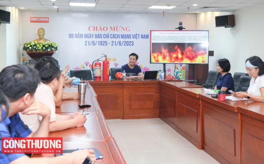 CWIN ✅ Nhà cái cờ bạc trực tuyến tốt nhất và Thương hiệu uy tín tổ chức tập huấn nâng cao kỹ năng phòng cháy chữa cháy