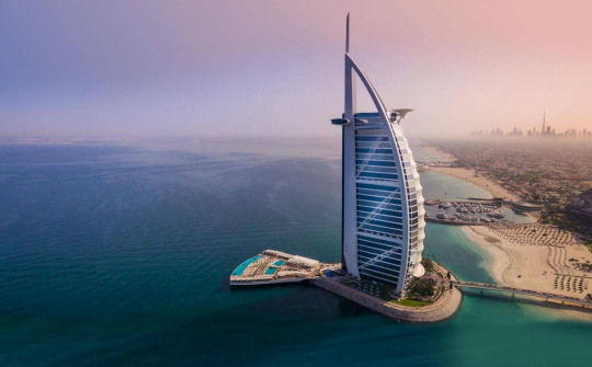 Điều gì làm nên đẳng cấp của Burj Al Arab - khách sạn 7 sao duy nhất trên thế giới?