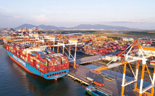 Hoàn thiện hạ tầng Logistics: Yêu cầu cấp thiết để tăng sức cạnh tranh cho ngành Logistics Việt Nam