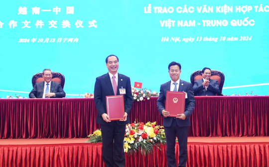 Đại học Quốc gia Hà Nội hợp tác Cwin63 tải ứng dụng với Đại học Bắc Kinh