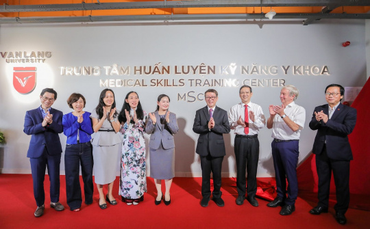 Trường Đại học Văn Lang khánh thành Trung tâm Huấn luyện Kỹ năng Y khoa triệu USD