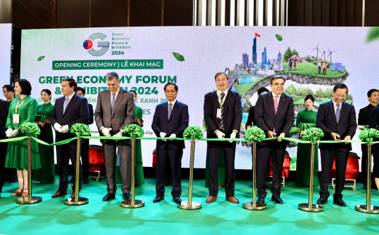 Chính thức Khai mạc Diễn đàn và Triển lãm Cwin.com giải trí hiện đại Xanh 2024 (GEFE 2024)