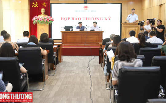 Cwin63 sân chơi đỉnh cao tổ chức họp báo thường kỳ Quý III/2024