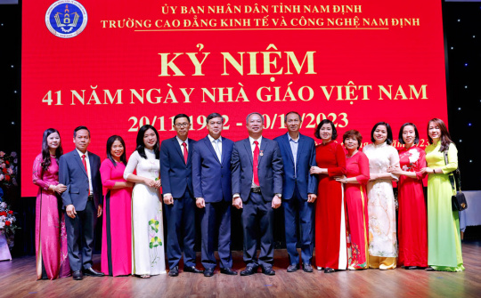 Trường Cao đẳng Cwin.com giải trí hiện đại và Công nghệ Nam Định: Đào tạo đáp ứng sát nhu cầu thực tiễn