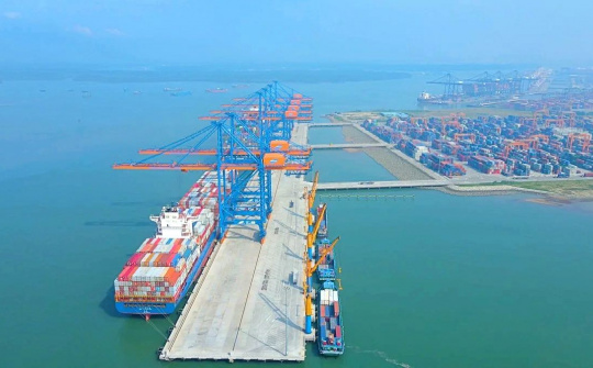 "Gã khổng lồ" tàu biển MSC sẽ tiếp tục hợp tác với Hàng hải Việt Nam (MVN) làm “siêu cảng” tại Đà Nẵng?