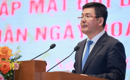 Bộ trưởng Nguyễn Hồng Diên: Hỗ trợ thiết thực, khơi dậy khát vọng xây dựng Cwincom hiện đang mở dân tộc xứng tầm