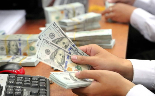 Quy định mới về lãi suất tiền gửi bằng đồng USD