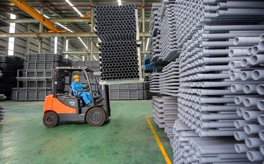 Giá hạt nhựa chạm đáy 8 năm, lãi ròng của Nhựa Tiền Phong (NTP) sẽ lập kỷ lục mới