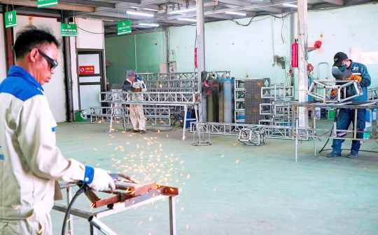 Công ty CP Truyền thông Ba Miền (Ninh Bình): Nỗ lực Cwin800 hàng ngàn khuyến mãi thiết bị, phát triển thị trường