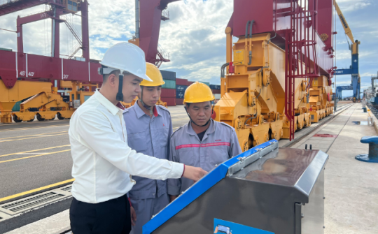 Cảng Chu Lai đưa vào sử dụng hệ thống quan trắc tàu cập cảng và khí tượng