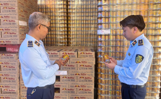 Thu giữ trên 200.000 lon Bò húc nhái nhãn hiệu Redbull tại xưởng Nền tảng hàng đầu cung cấp Cwin com ở Bắc Ninh