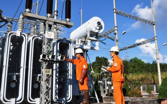 Bỏ quy định về điều chuyển công trình điện vốn nhà nước sang EVN quản lý