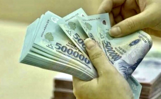 Quốc hội quyết nghị chưa tăng tiền lương khu vực công trong năm 2025