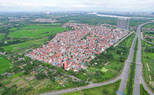 Dự kiến lãi lớn, vợ Chủ tịch Taseco Land (TAL) muốn gom thêm hàng triệu cổ phiếu