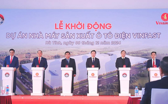 Tập đoàn Vingroup (VIC) khởi công nhà máy xe điện quy mô 300 triệu USD tại Hà Tĩnh