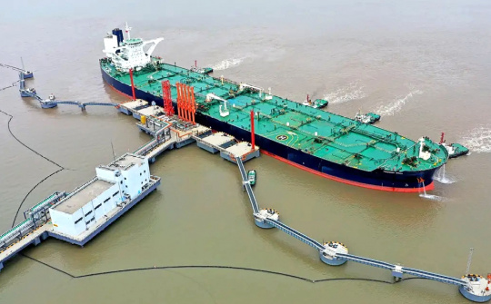 PV Trans (PVT): Lãi quý 1/2024 tăng 33%, muốn tăng vốn điều lệ ngang bằng với PVD hoặc PVS