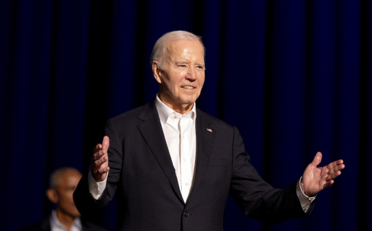 Quốc tế nổi bật: Ông Joe Biden trao cơ hội cho người nhập cư trái phép