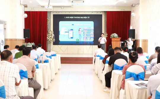 Bình Thuận: Nâng cao năng lực quản lý cho đội ngũ thực thi Cwin50 tỷ lệ cược cao về thương mại điện tử