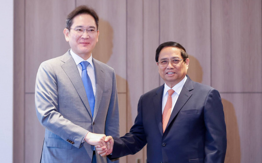 Chủ tịch Lee Jae Yong: Samsung sẽ Cwin800 hàng ngàn khuyến mãi mạnh vào nhà máy tại Việt Nam trong 3 năm tới