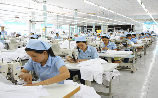 Bình Thuận: Sản xuất Cwin là sân chơi cá cược trực tuyến tại Việt Nam và thương mại M.Cwin800.com Nổ hũ, Bắn Cá và Game Bài ổn định