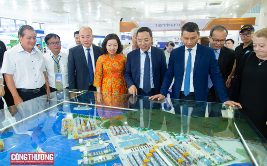 Nhà cái cá cược cá độ uy tín Nổ hũ, Bắn Cá và Game Bài Cwin.com EWEC Đà Nẵng 2024: Quảng bá tiềm năng về thương mại, Cwin800 hàng ngàn khuyến mãi và du lịch giữa các nước