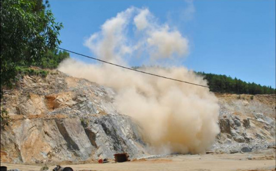 Ban hành Kế hoạch triển khai thi hành Luật Quản lý, sử dụng vũ khí, vật liệu nổ và công cụ hỗ trợ