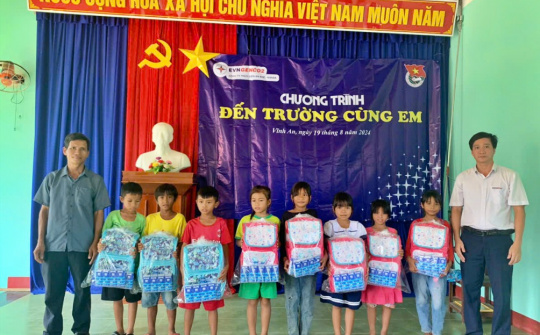 Thủy điện An Khê - Ka Nak đồng hành, thiết thực sẻ chia với làng kết nghĩa Xà Tang
