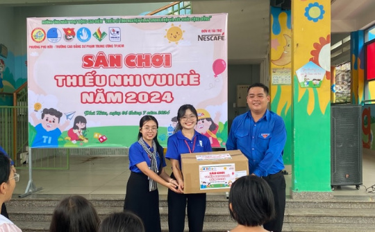 Nestlé Việt Nam trao tặng gần 200.000 phần quà cho hỗ trợ học sinh, sinh viên trên cả nước