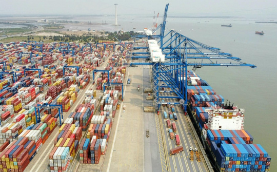 Container Việt Nam (VSC): Lãi ròng quý 2 tăng gấp 3,4 lần, nắm 30% thị phần cụm cảng Hải phòng