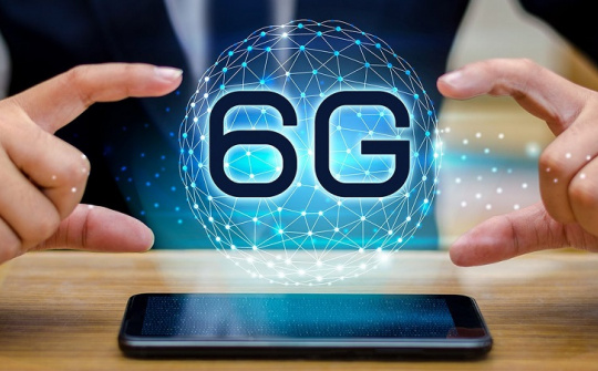 Development roadmap and applications of 6G wireless network