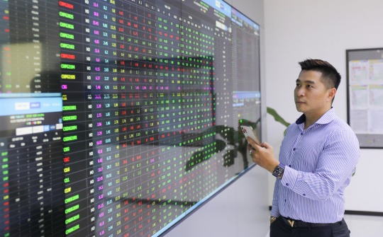 Chứng khoán FPT (FTS) thận trọng đặt mục tiêu lợi nhuận quý 3 giảm 43%