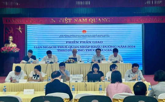 7 thương nhân được phân giao hạn ngạch Cwin com sòng bạc trực tuyến 121.000 tấn đường theo phương thức đấu giá