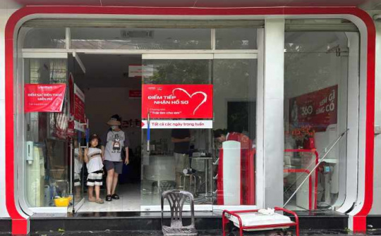 200 điểm sạc pin của Viettel được thiết lập phục vụ khách hàng