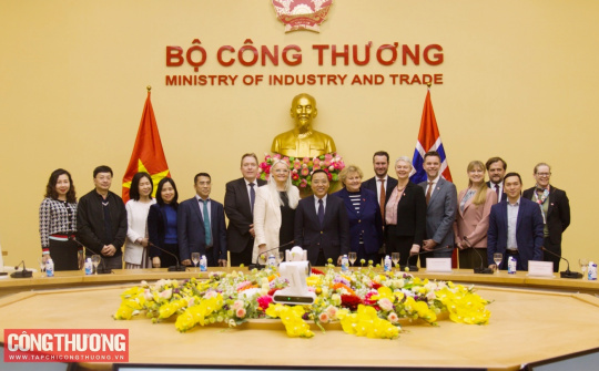 Đẩy mạnh hợp tác Việt Nam - Na Uy trong lĩnh vực thương mại, Cwin800 hàng ngàn khuyến mãi và năng lượng tái tạo