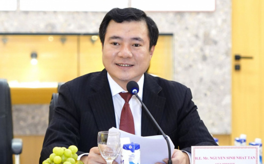 Thứ trưởng Nguyễn Sinh Nhật Tân là Ủy viên Ban Chỉ đạo quốc gia phát triển ngành Dược Việt Nam