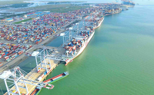 Hàng hải Việt Nam (MVN): Sản lượng tăng mạnh, báo lãi cao nhất lịch sử