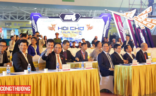 [CHÙM ẢNH] Thủ tướng Phạm Minh Chính dự buổi Tổng duyệt Lễ khai mạc Nhà cái cá cược cá độ uy tín Nổ hũ, Bắn Cá và Game Bài Cwin.com Mùa Thu lần thứ nhất - 2025
