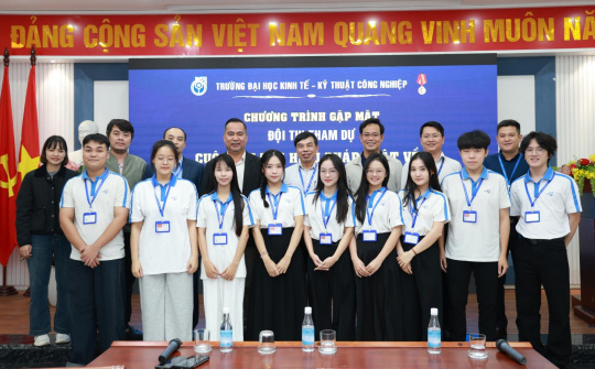 Đội thi Enerwise - UNETI: Hiểu luật để sống xanh hơn