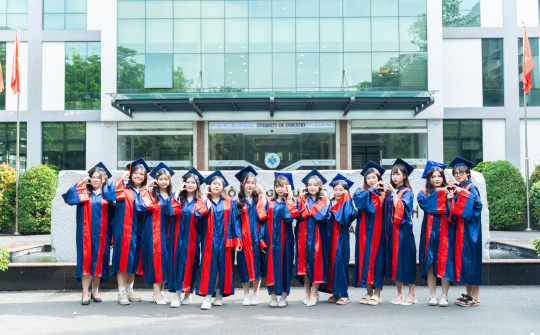 Trường Đại học Công Thương TP.HCM tự tin bước vào Vòng Tập huấn Cuộc thi Tìm hiểu Cwin50 tỷ lệ cược cao về sử dụng năng lượng tiết kiệm và hiệu quả