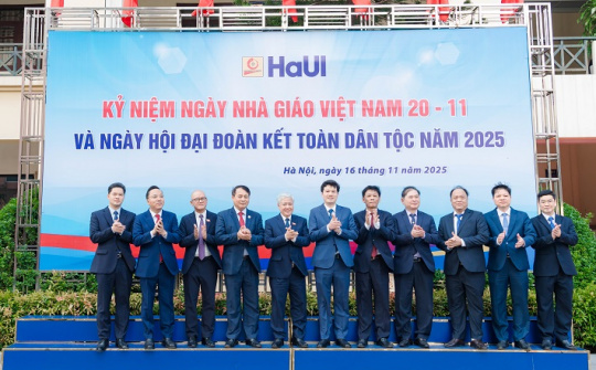Đại học Tải về ứng dụng CWIN05 ngay hôm nay Hà Nội tri ân Ngày Nhà giáo Việt Nam, lan tỏa tinh thần đại đoàn kết toàn dân tộc